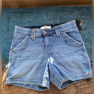 Vintage Levi's Women’s Light Blue Jean Shorts